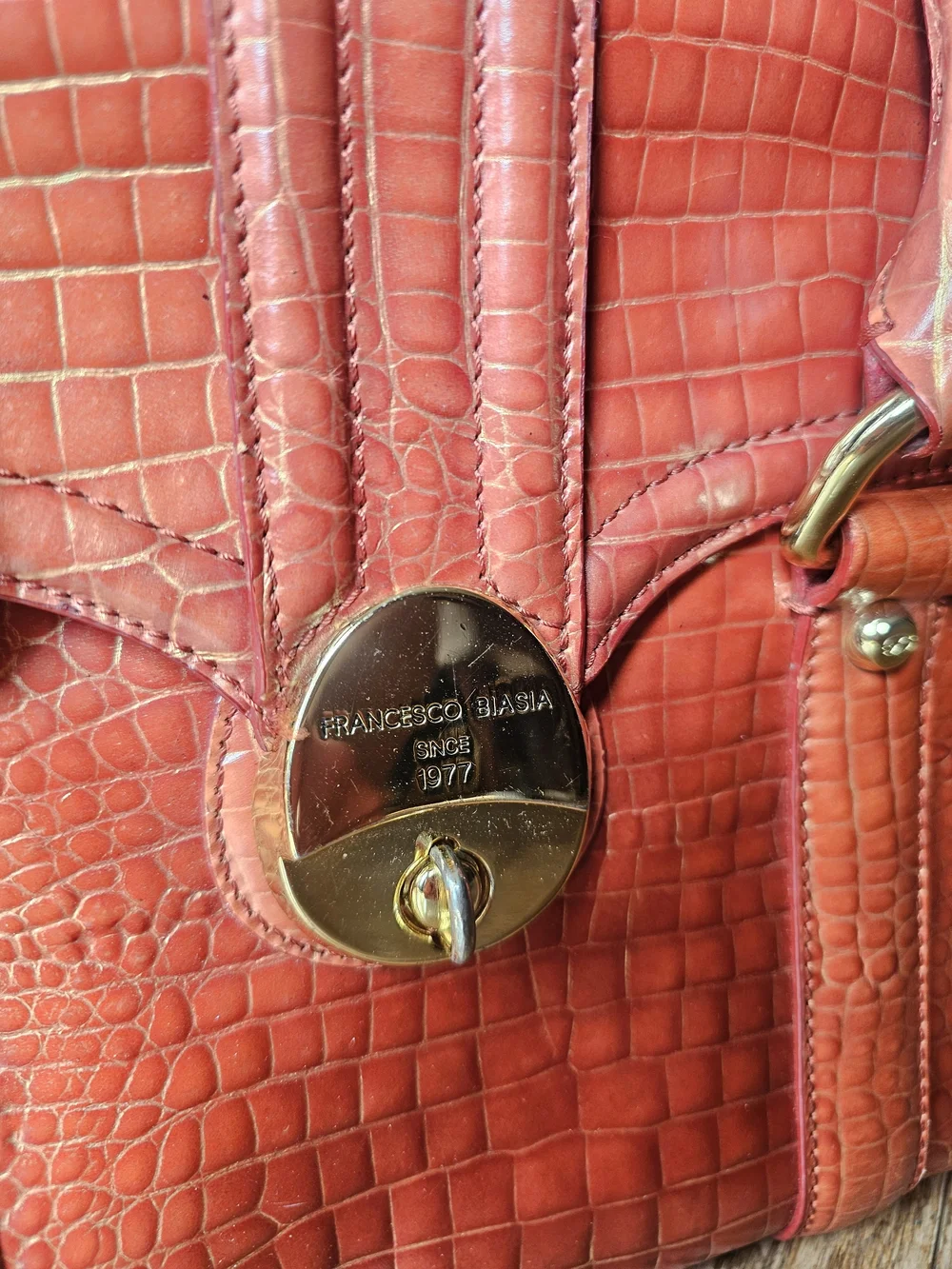Francesco Biasia Italian Leather Croc Embossed Coral Orange Satchel Handbag Gold